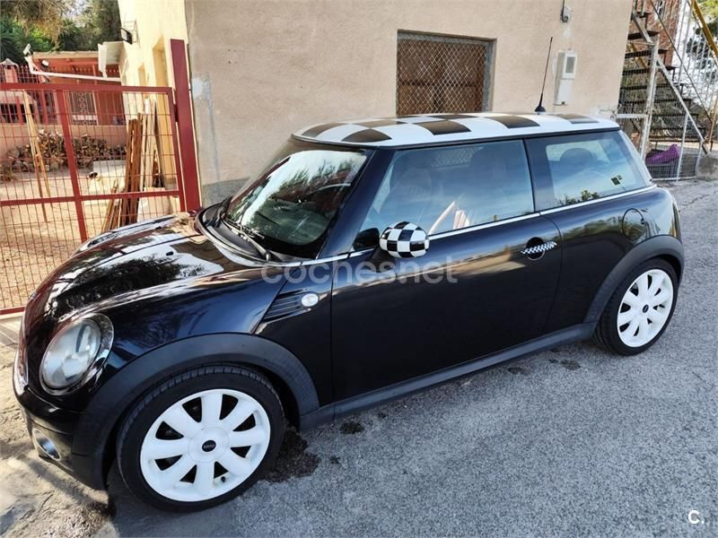 Negro Usado 2007 Mini Cooper D Utilitario | 5000 € (Buen precio) - Imagen 1/4