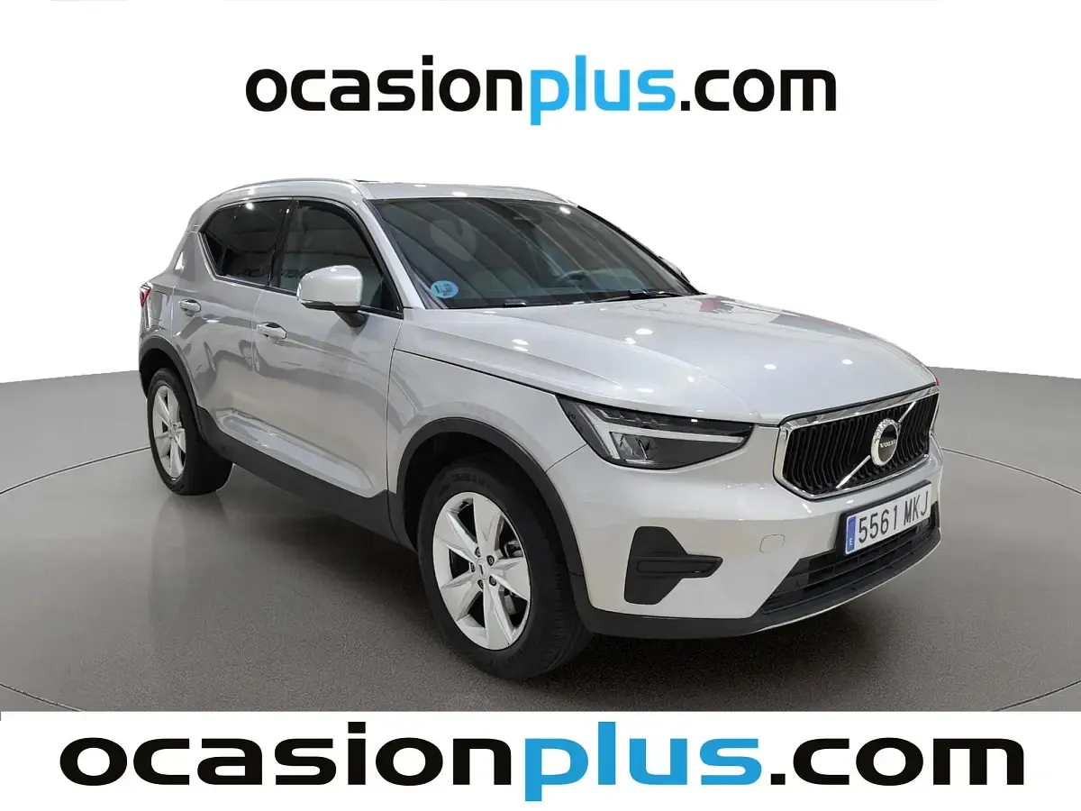 Usado Volvo XC40 Core 163 CV (119 kW) 2023 Gris plata SUV