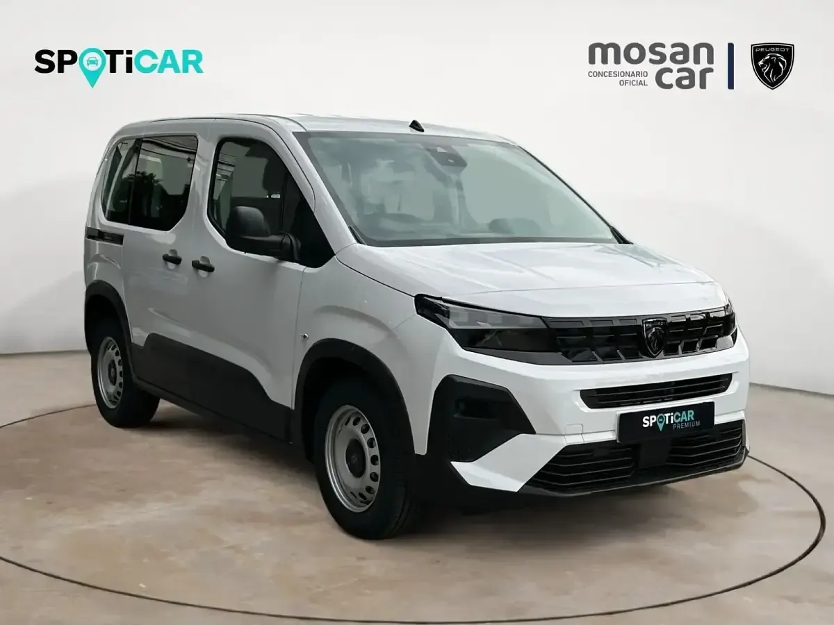 Usado Peugeot Rifter Business-Line 100 CV (73 kW) 2026 Blanco Monovolumen