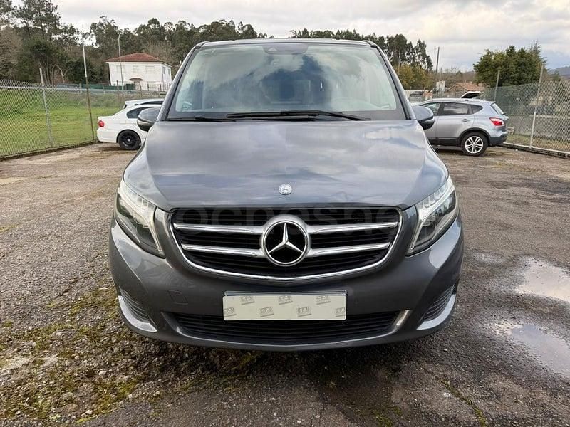 Usado Mercedes V220 Avantgarde 163 CV (119 kW) 2016 Gris / plata Monovolumen