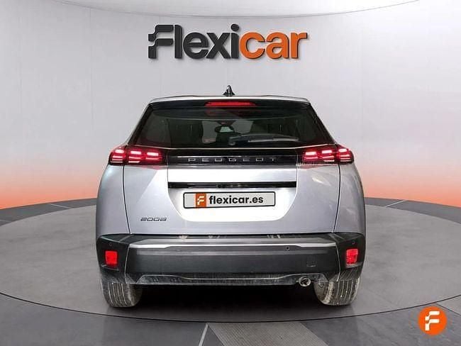 Usado Peugeot 2008 Active 100 CV (73 kW) 2024 Gris SUV