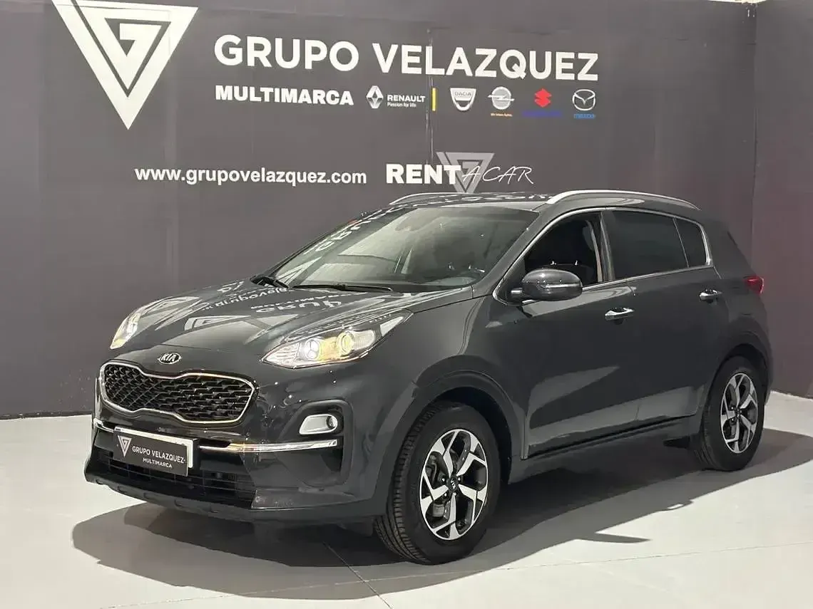 Usado Kia Sportage Plus 136 CV (100 kW) 2020 Gris SUV