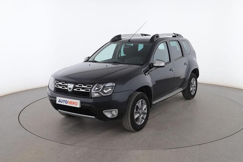 Gris Usado 2014 Dacia Duster Lauréate SUV | 10.499 € (Un poco caro) - Imagen 1/3