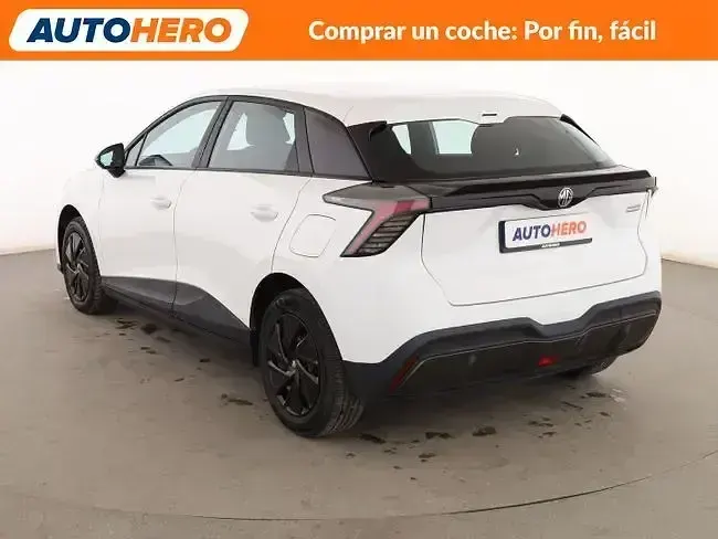Usado MG MG5 EV 125 kW (170 CV) 2023 Blanco Familiar