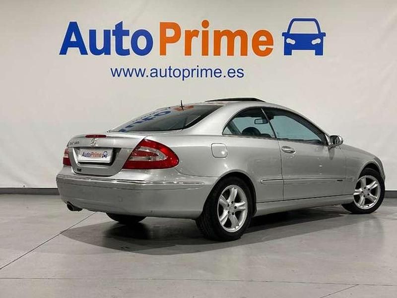 Usado Mercedes CLK200 218 CV (160 kW) 2003 Plateado Coupe