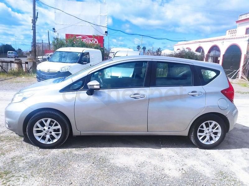 Usado Nissan Note Acenta 90 CV (66 kW) 2015 Gris / plata Utilitario