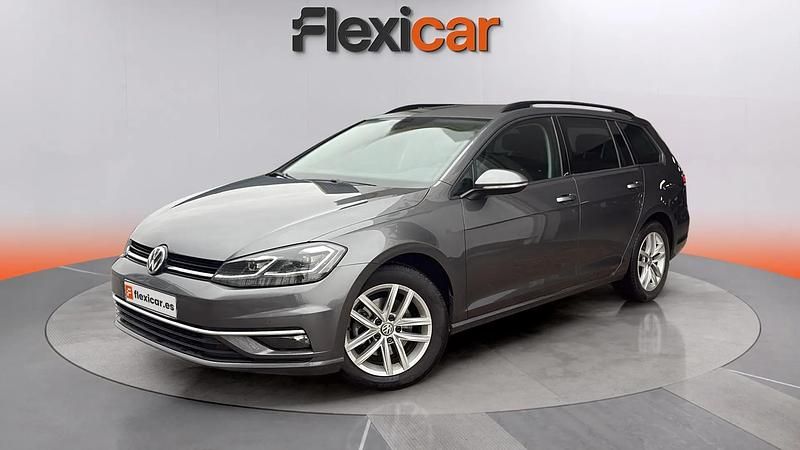 Usado VW Golf VII Advance 116 CV (85 kW) 2020 Gris Familiar