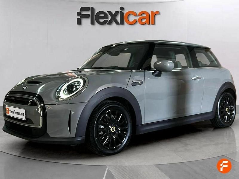 Usado Mini Cooper SE 135 kW (184 CV) 2021 Gris Utilitario