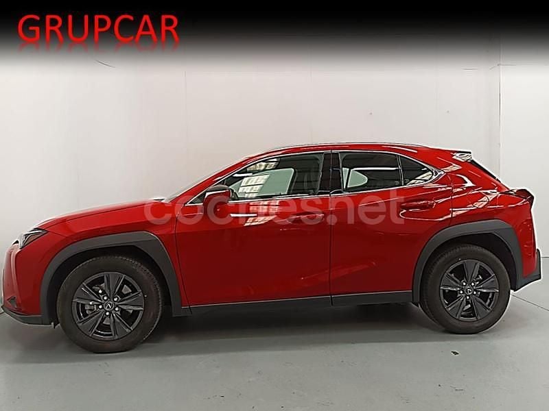 Usado Lexus UX 199 CV (146 kW) 2024 Rojo SUV