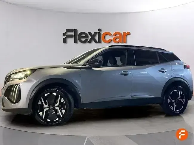 Usado Peugeot 2008 Allure 130 CV (95 kW) 2024 Gris SUV