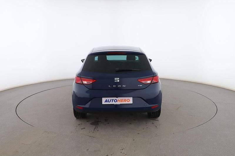 Usado Seat Leon CONNECT 110 CV (80 kW) 2016 Azul Utilitario