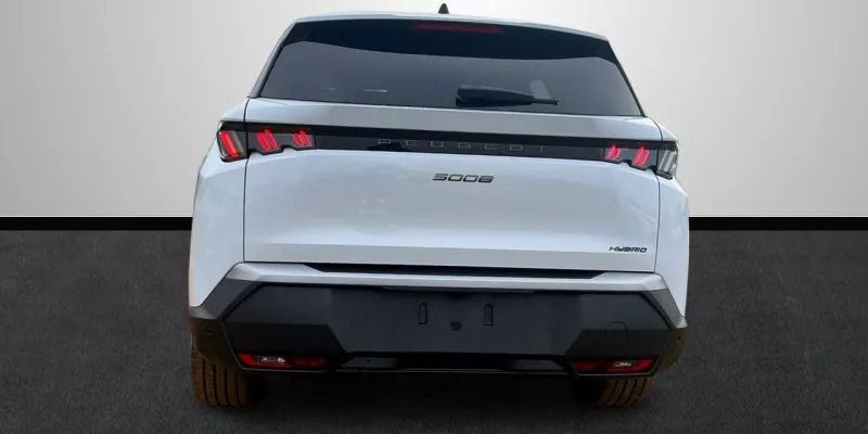 Usado Peugeot 5008 Allure 145 CV (106 kW) 2024 Azul claro Monovolumen