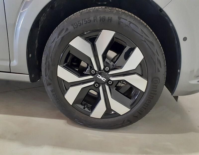 Usado Dacia Sandero Journey 100 CV (73 kW) 2025 Gris Berlina