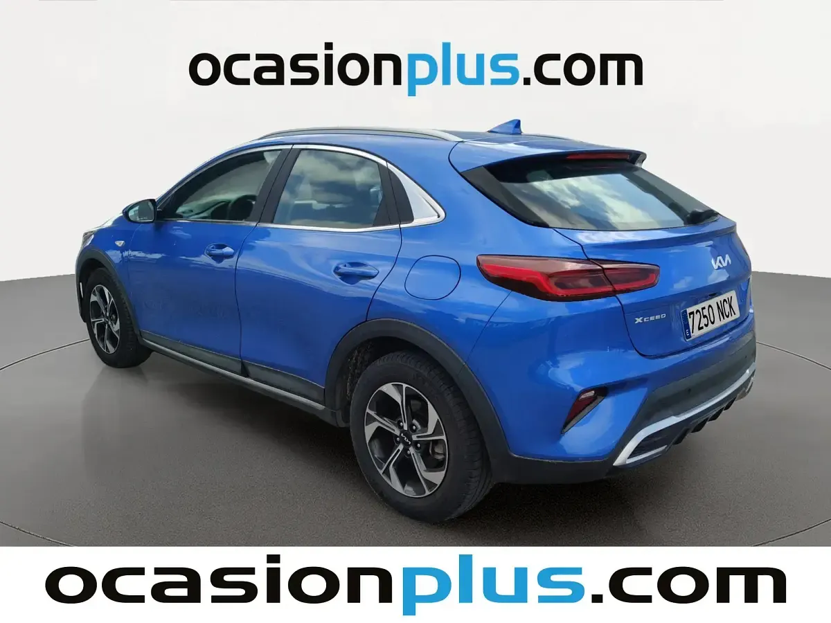 Usado Kia XCeed 101 CV (74 kW) 2025 Azul SUV
