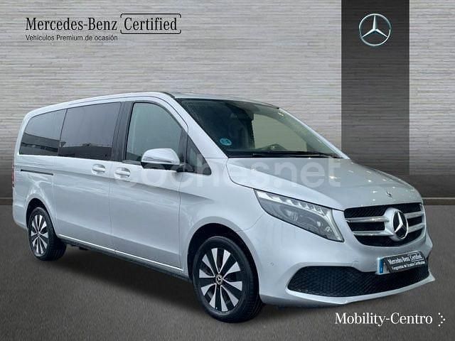 Usado Mercedes V250 Avantgarde 190 CV (139 kW) 2023 Gris / plata Monovolumen