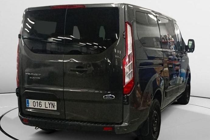 Usado Ford Tourneo Trend 130 CV (95 kW) 2022