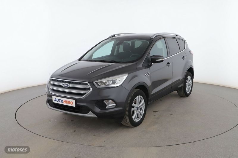 Azul Usado 2018 Ford Kuga Trend SUV | 13.799 € - Imagen 1/3