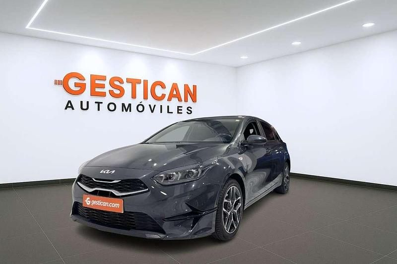 Gris Usado 2022 Kia Ceed Utilitario | 13.990 € (Buen precio) - Imagen 1/4
