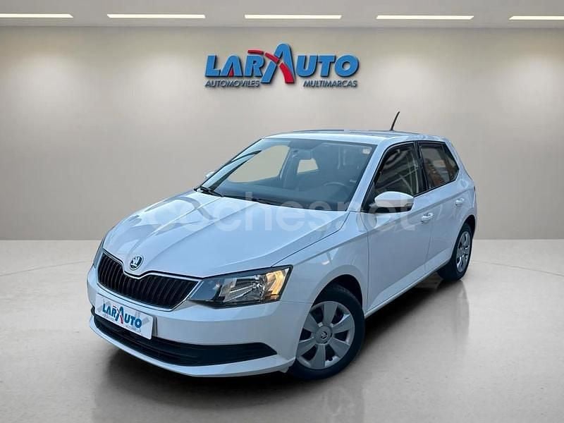 Blanco Usado 2018 Skoda Fabia Business Line Berlina | 8899 € (Precio justo) - Imagen 1/4