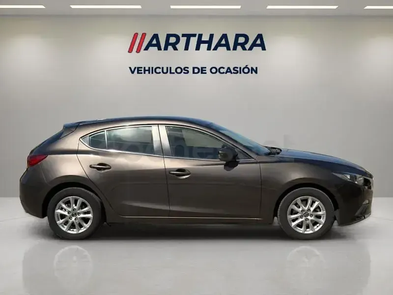Usado Mazda 3 Style 120 CV (88 kW) 2016 Beige Berlina