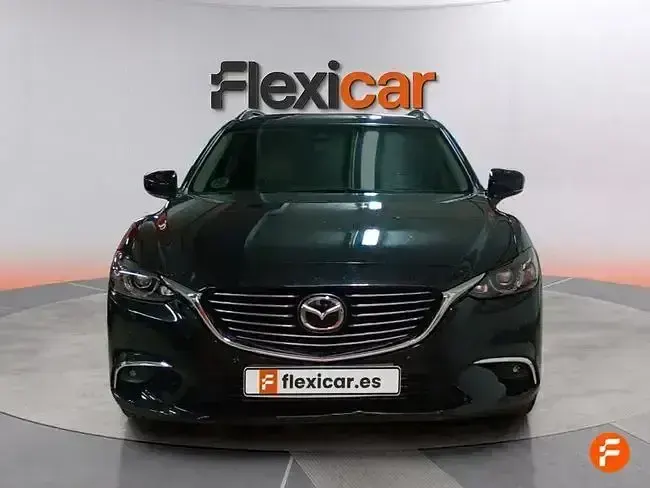 Usado Mazda 6 Luxury 150 CV (110 kW) 2018 Negro
