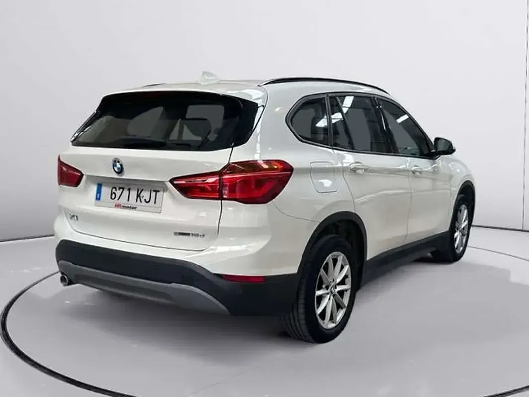 Usado BMW X1 Advantage 116 CV (85 kW) 2018 Blanco SUV