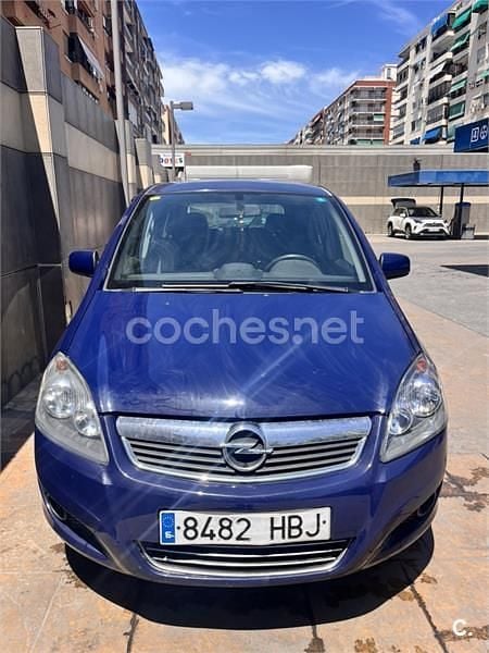 Usado Opel Zafira Essentia 110 CV (80 kW) 2011 Azul Monovolumen