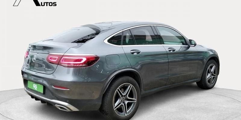 Usado Mercedes GLC43 AMG 194 CV (142 kW) 2022 Gris Coupe