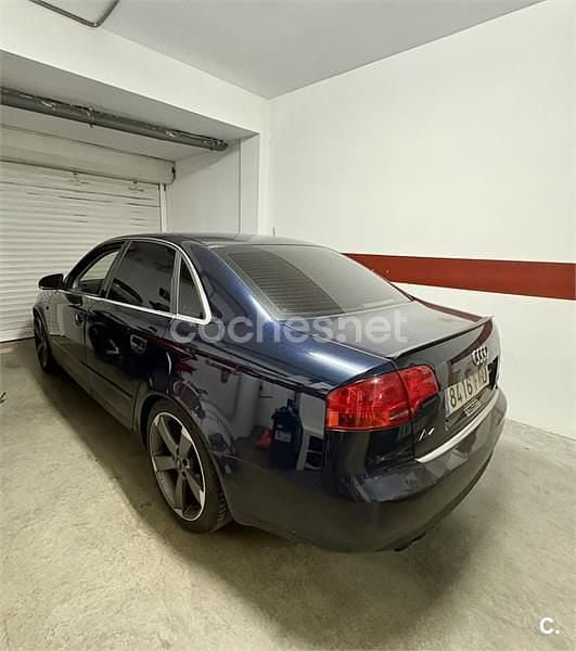 Usado Audi A4 140 CV (102 kW) 2007 Negro Berlina