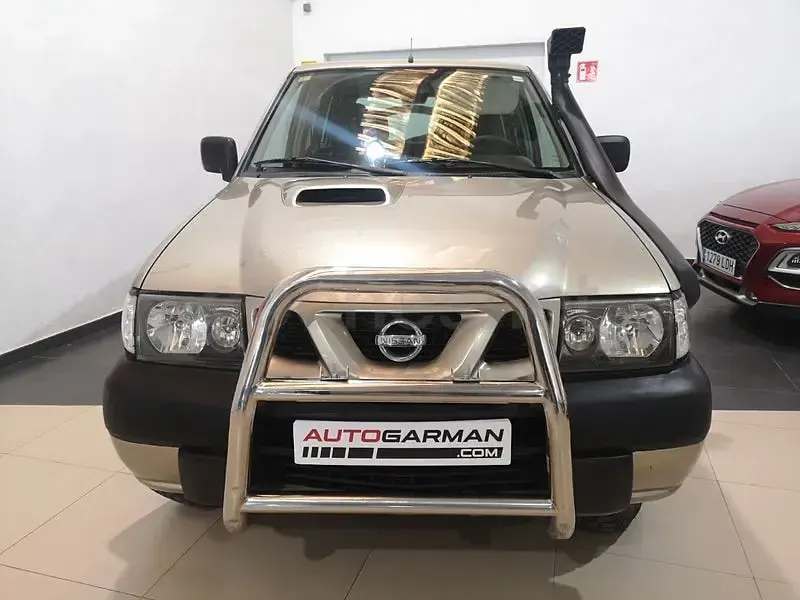 Usado Nissan Terrano 154 CV (113 kW) 2003 Marrón SUV