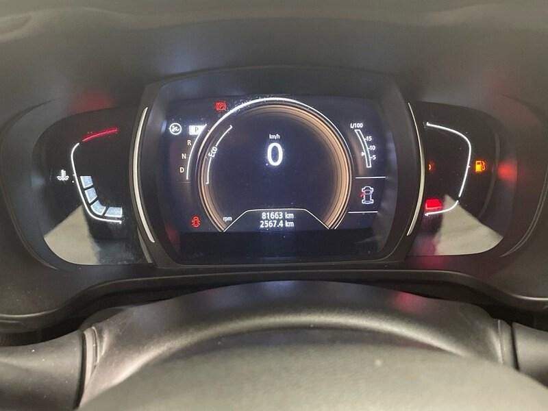 Usado Renault Kadjar Intens 140 CV (102 kW) 2019 Blanco SUV