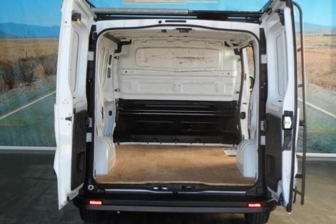 Usado Renault Trafic 90 CV (66 kW) 2015 Monovolumen