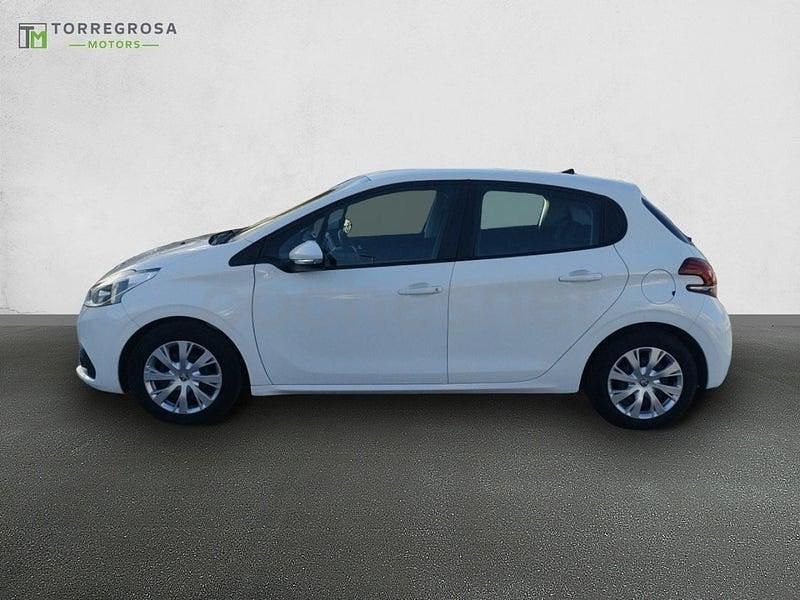 Usado Peugeot 208 Active 99 CV (72 kW) 2019 Blanco Utilitario