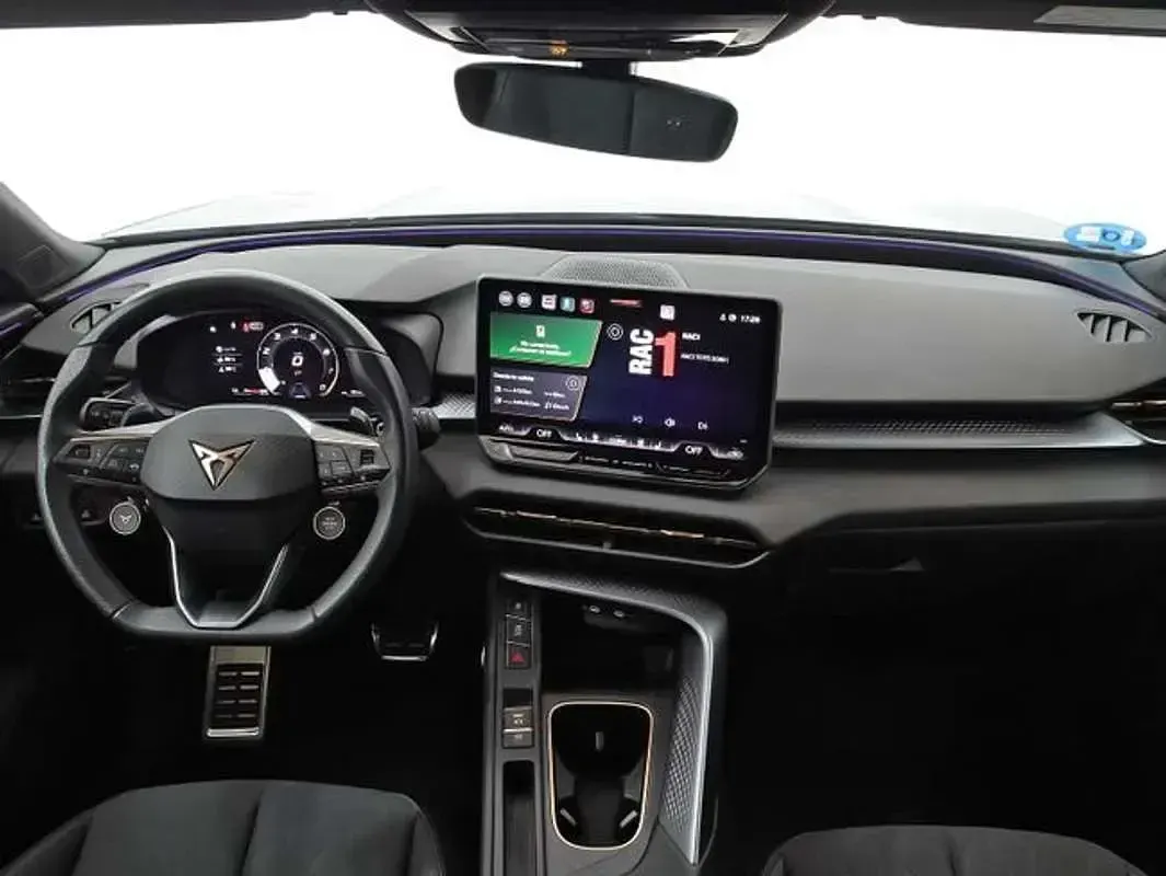 Usado Cupra Terramar 204 CV (150 kW) 2025 Gris SUV