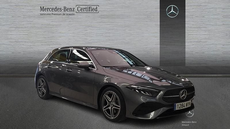 Usado Mercedes A180 136 CV (100 kW) 2025 Gris Berlina