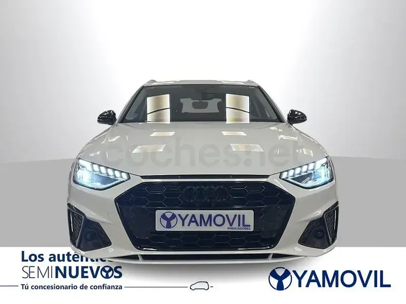 Usado Audi A4 S-Line 136 CV (100 kW) 2021 Blanco Familiar