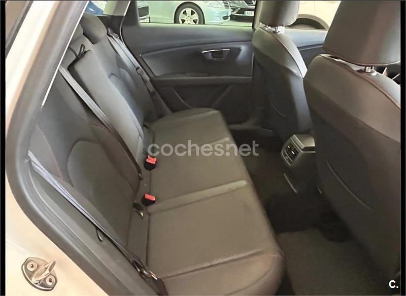 Usado Seat Leon ST FR 184 CV (135 kW) 2014 Blanco Familiar