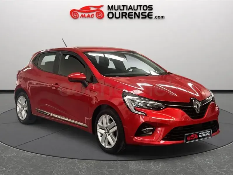 Usado Renault Clio V Intens 100 CV (73 kW) 2022 Rojo Berlina