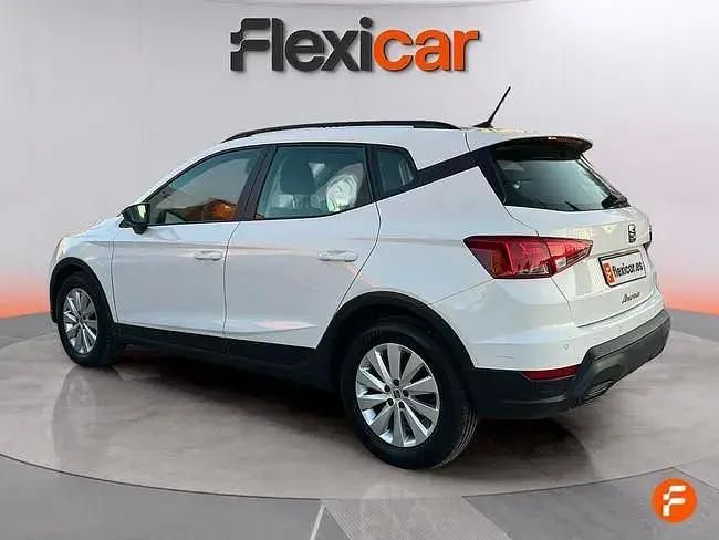 Usado Seat Arona Reference 95 HP (69 kW) 2022 Branco SUV