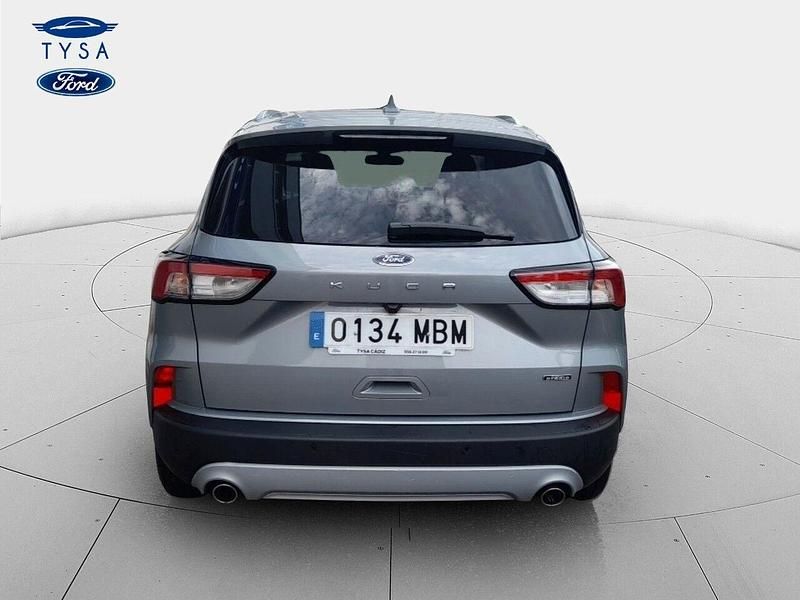 Usado Ford Kuga Titanium 225 CV (165 kW) 2022 Todoterreno SUV