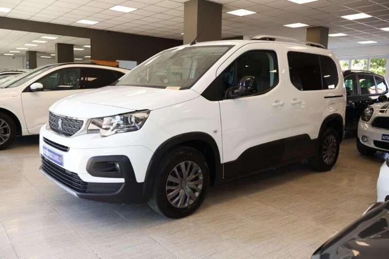 Usado Peugeot Rifter Allure 102 CV (75 kW) 2022 Blanco Monovolumen