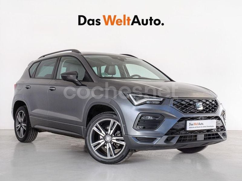 Gris / plata Usado 2024 Seat Ateca FR SUV | 26.690 € (Caro) - Imagen 1/4