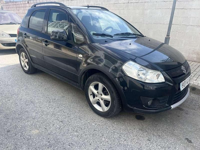Usado Suzuki SX4 GLX 120 CV (88 kW) 2008 Negro Utilitario