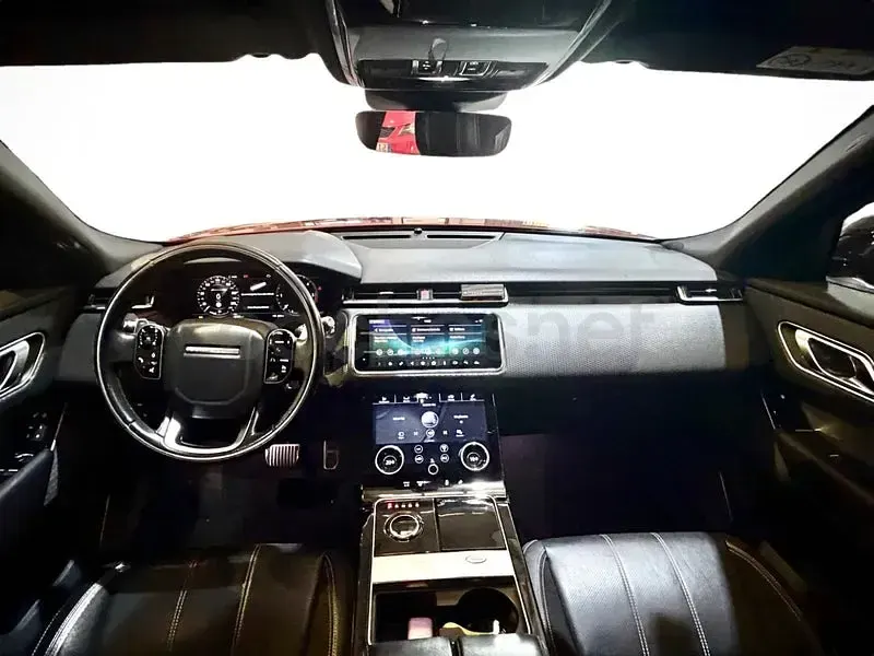 Usado Land Rover Range Rover Velar Dynamic 300 CV (220 kW) 2018 Granate SUV