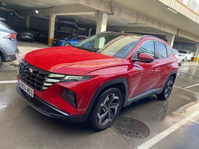Rojo Usado 2023 Hyundai Tucson SUV | 29.490 € (Un poco caro) - Imagen 1/4