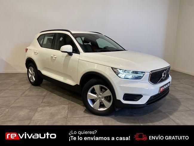 Usado Volvo XC40 Momentum 129 CV (94 kW) 2021 Blanco SUV