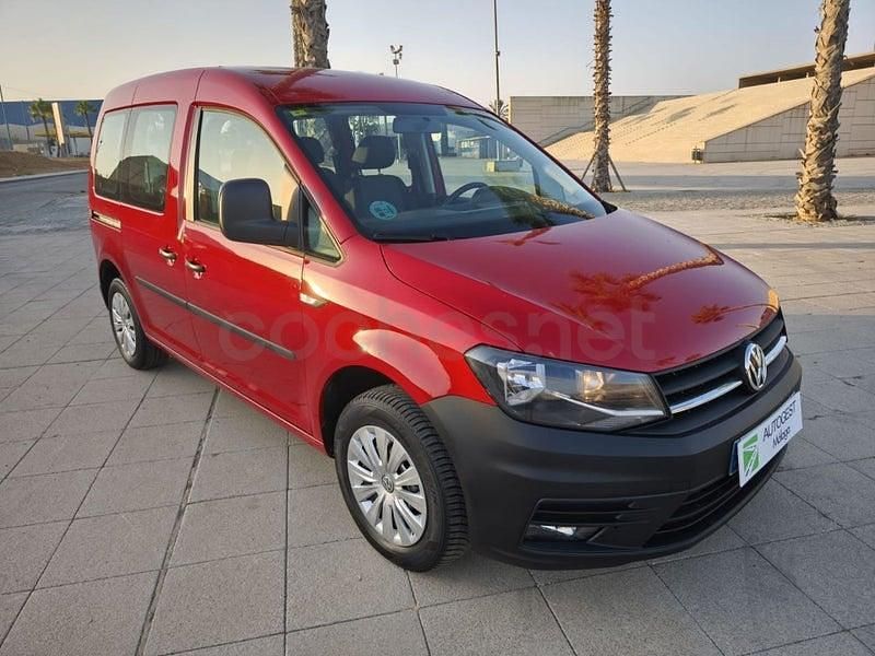 Usado VW Caddy Edition 102 CV (75 kW) 2020 Burdeos Monovolumen
