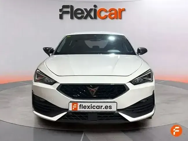 Usado Cupra Leon 300 CV (220 kW) 2021 Blanco Berlina