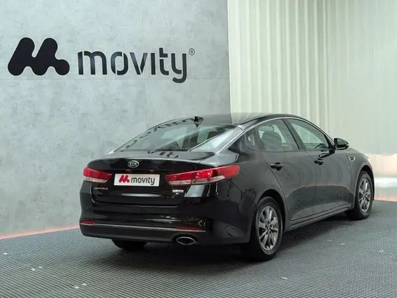 Usado Kia Optima 141 CV (103 kW) 2018 Negro Berlina