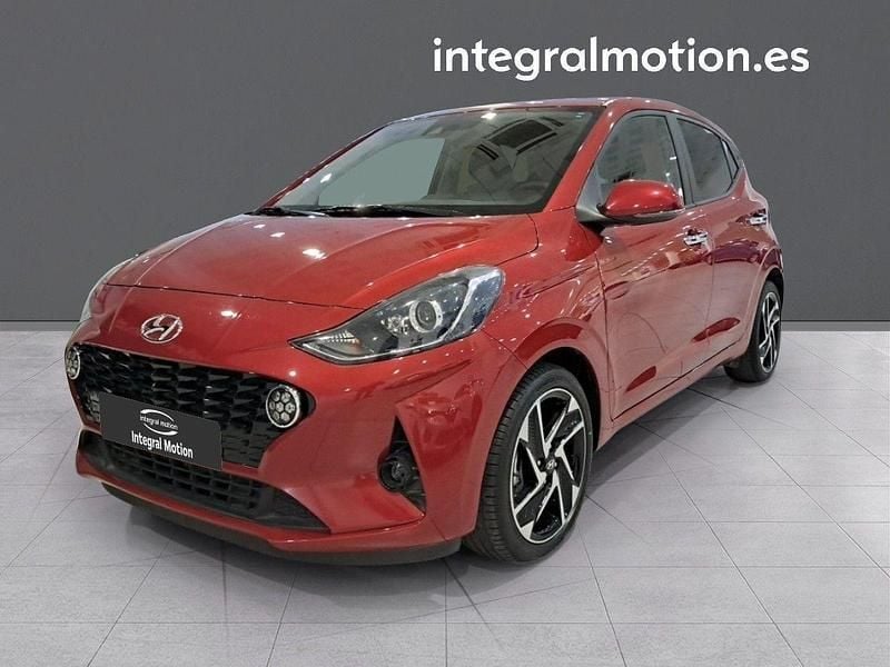 Rojo Usado 2023 Hyundai i10 Utilitario | 16.290 € (Un poco caro) - Imagen 1/4